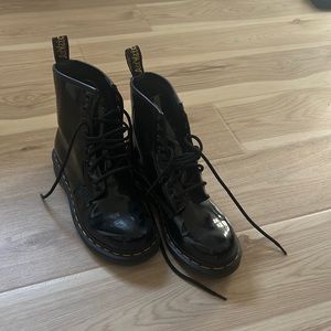 Dr. Marten Women’s Classic Leather Boots